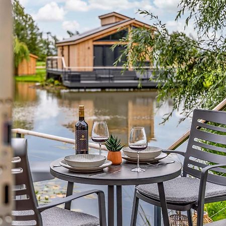 Woad Mill Lakeside Lodges Boston Ngoại thất bức ảnh