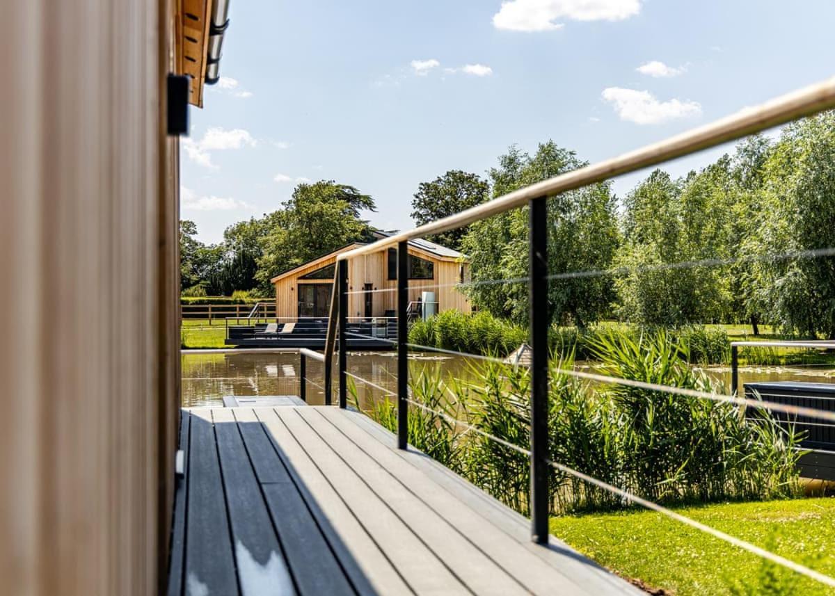 Woad Mill Lakeside Lodges Boston Ngoại thất bức ảnh